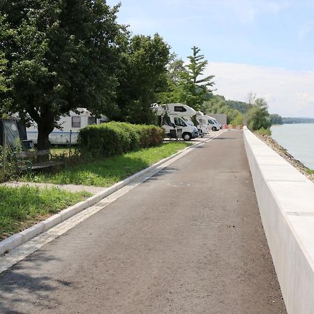 Gasthof-Camping Stumpfer Schonbuhel an der Donau Exterior photo
