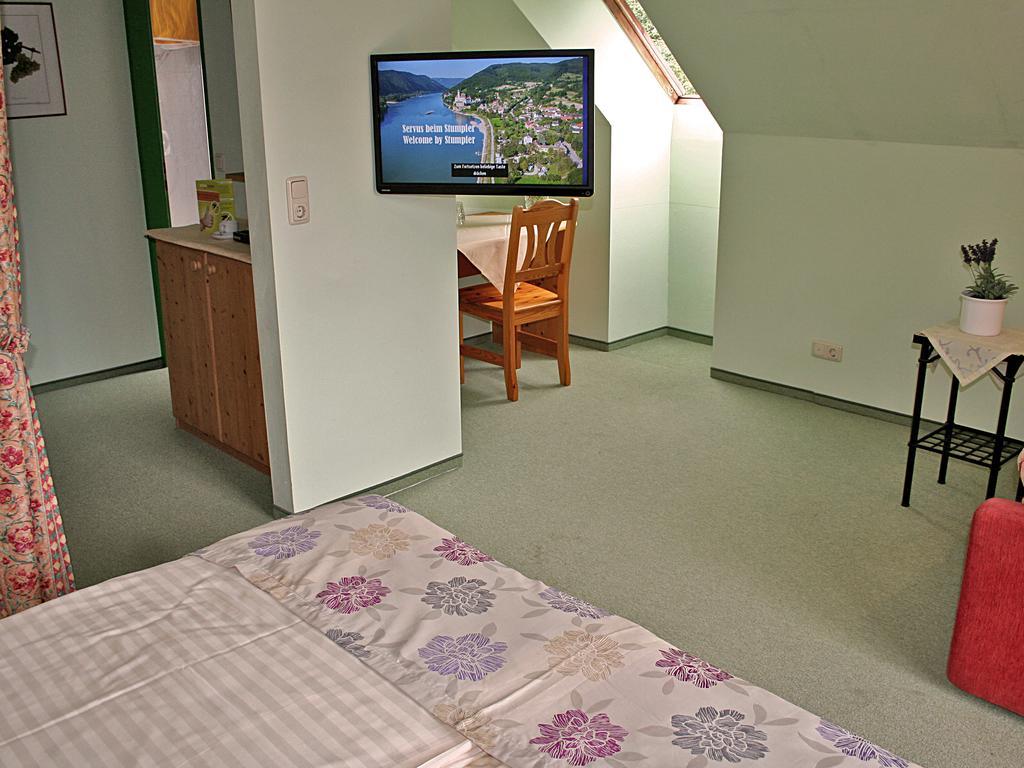 Gasthof-Camping Stumpfer Schonbuhel an der Donau Room photo