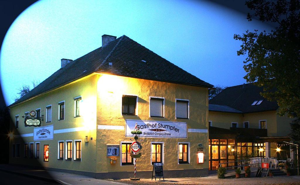 Gasthof-Camping Stumpfer Schonbuhel an der Donau Exterior photo