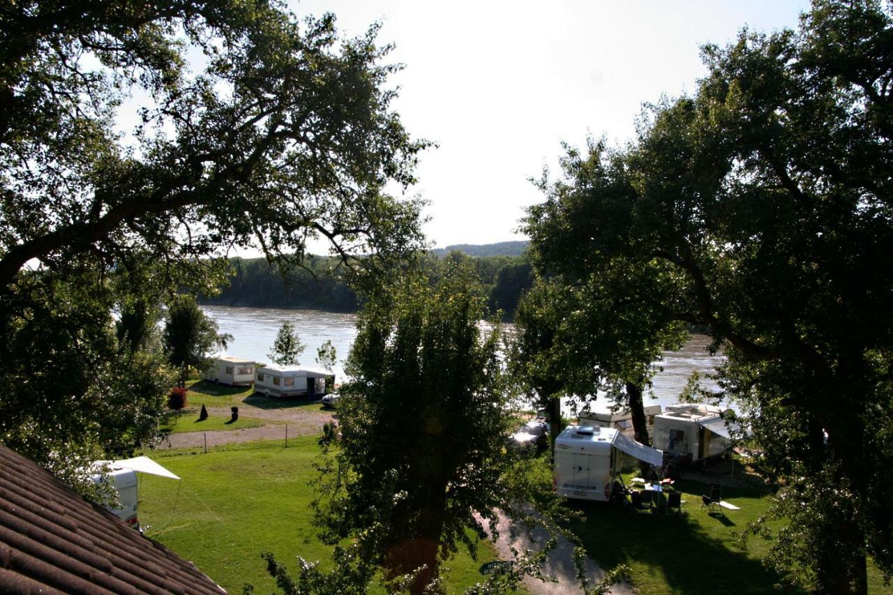 Gasthof-Camping Stumpfer Schonbuhel an der Donau Exterior photo